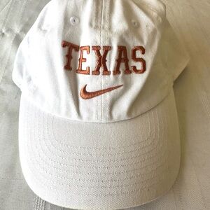 Men's Nike White Texas Longhorns Club Campus Trucker Adjustable Hat M/L